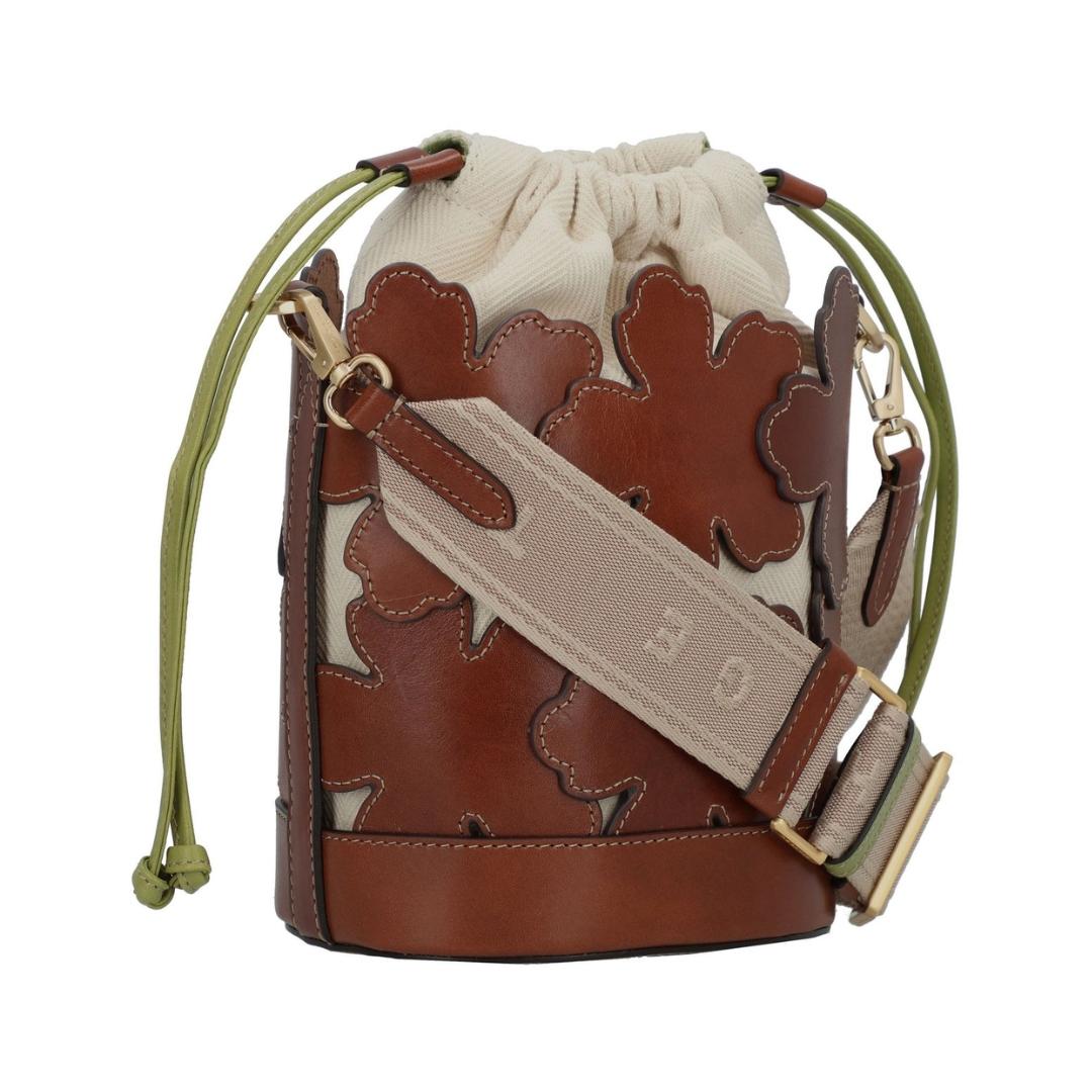 Greta Wow Secchiello